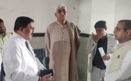 सिंहदेव ने कहा बन्दे भारत नहीं..बन्दे भाजपा कार्यक्रम,भाजपा नेता शिष्टाचार भी भूल गए..मोदी कुछ देने की स्थिति में नहीं..केन्द्र सरकार पर राज्य का 1300 करोड़ बकाया..बिलासपुर पुलिस तंत्र को कमजोर बताया