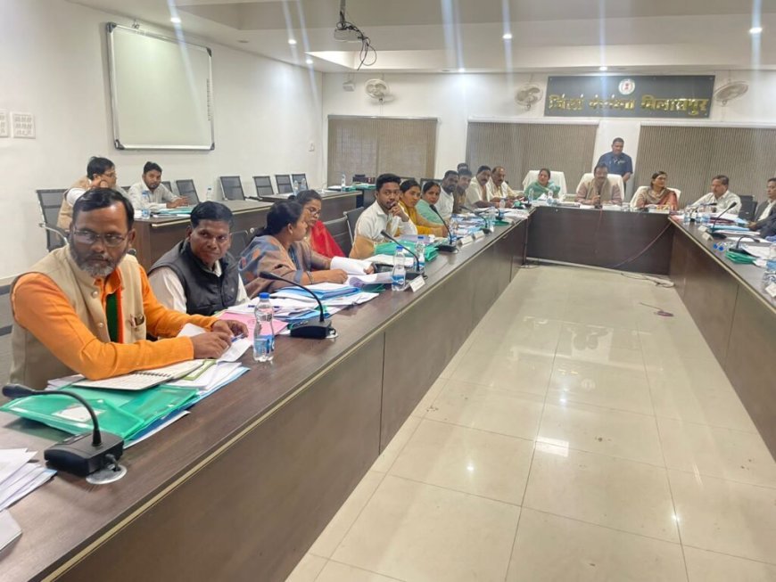 नाराज जनपद पंचायत उपाध्यक्ष ने किया बहिष्कार.लेकिन साथियों ने छोड़ा साथ..बैठक में गूंजा सचिव ट्रांसफर का मुद्दा..बिल्हा सीईओ को जारी हुआ कारण बताओ नोटिस