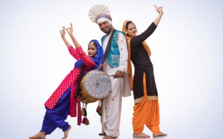 रायपुर में आज सेलिब्रेट होगी लोहड़ी:पंजाब से आए सिंगर करम राजपूत देंगे परफॉर्मेंस,