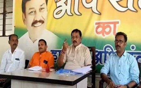 सांसद विजय बघेल ने सनातन धर्म को लेकर बयानबाजी की, कहा हमारा एक ही हिंदू राष्ट्र, सिर्फ सनातनियों पर ही प्रश्न क्यों?