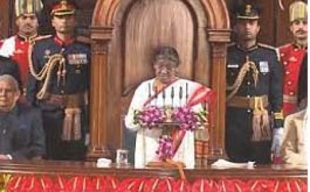 संसद का बजट सत्र:राष्ट्रपति ने कहा- देश में बिना डरे काम करने वाली सरकार