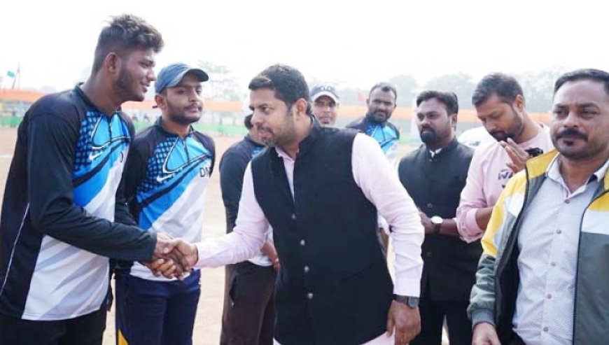 भिलाई  यंगिस्तान कप 2023 क्रिकेट टूर्नामेंट का भव्य शुभारंभ, पहले दिन हुए 15 मैच