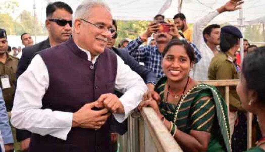 मुख्यमंत्री से समूह की महिलाओं ने कहा सालों साल चले शासन की ये जनहित योजनाएं