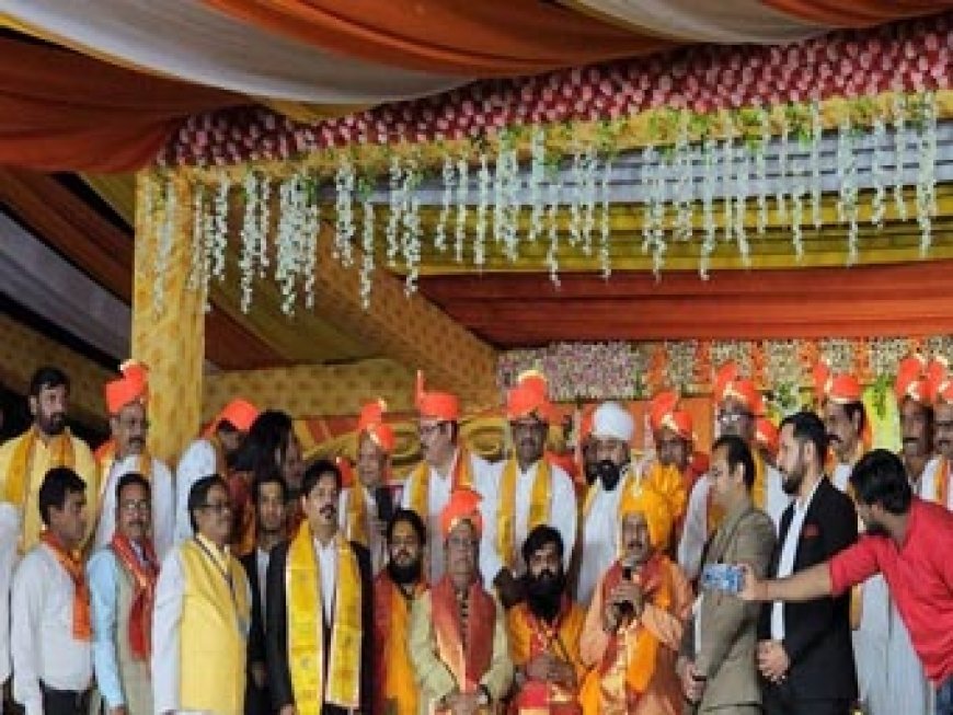सांसद बघेल का वर्ल्ड रिकॉर्ड विवादित......सुंदर कांड में 25 हजार से कम लोग पहुंचे, फिर भी दे दिया सर्टिफिकेट