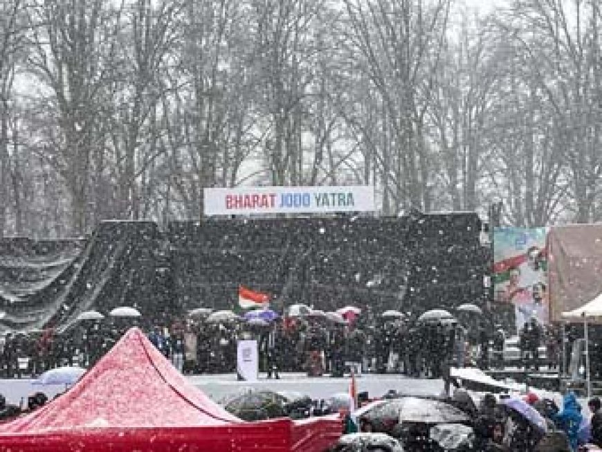 श्रीनगर में भारी बर्फबारी में राहुल की भावुक स्पीच.......बोले-कश्मीरियों और फौजियों की तरह मैंने अपनों को खोने का दर्द सहा