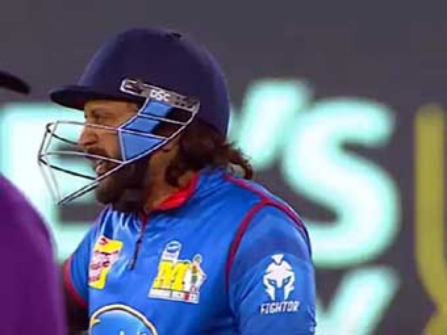 रायपुर के मैदान में रितेश देशमुख ने जड़े चौके-छक्के:CCL में चेन्नई राइनोस से हारे मुंबई के हीरोज, आज के मैच में रहेगी फ्री एंट्री