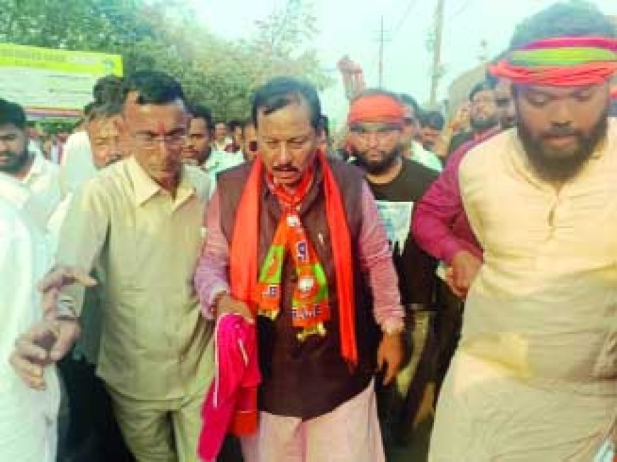 सीएम भूपेश का घर घेरने जा रहे सांसद और भाजपाईयों को पुलिस ने रोका