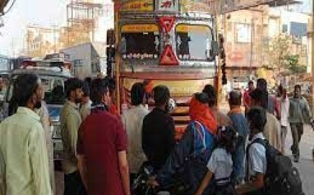 ट्रक ने साइकिल सवार को रौंदा:सुपेला घड़ी चौक में हुई दुर्घटना, एक की मौके पर मौत