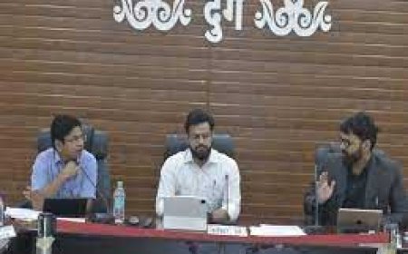 बिना परमिशन कराया बोर तो होगी कार्रवाई:गिरते भू-जल स्तर को देखते हुए लिया फैसला, कलेक्टर ने पानी की समस्या को देखते हुए दिया निर्देश