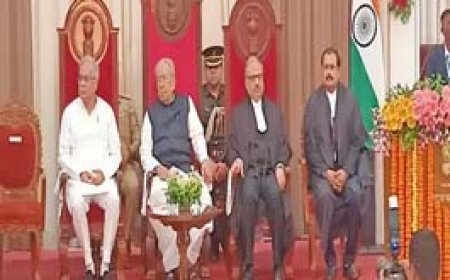 छत्तीसगढ़ हाईकोर्ट को मिले नए चीफ जस्टिस:राज्यपाल ने नवनियुक्त मुख्य न्यायाधीश रमेश सिन्हा को दिलाई शपथ