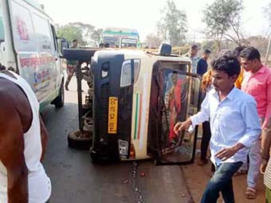 ब्रेकिंग : महिलाओं से भरी पिकअप पलटी:22 घायल, 6 की हालत गंभीर, ड्राइवर फरार