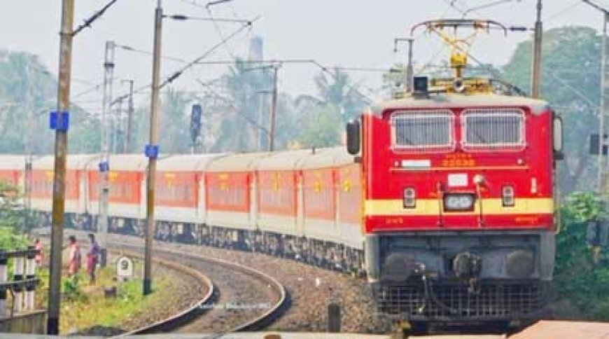 यात्रियों को मिलेगा फायदा:दिवाली, छठ के लिए रायपुर से चल रहीं आधा दर्जन स्पेशल ट्रेनें