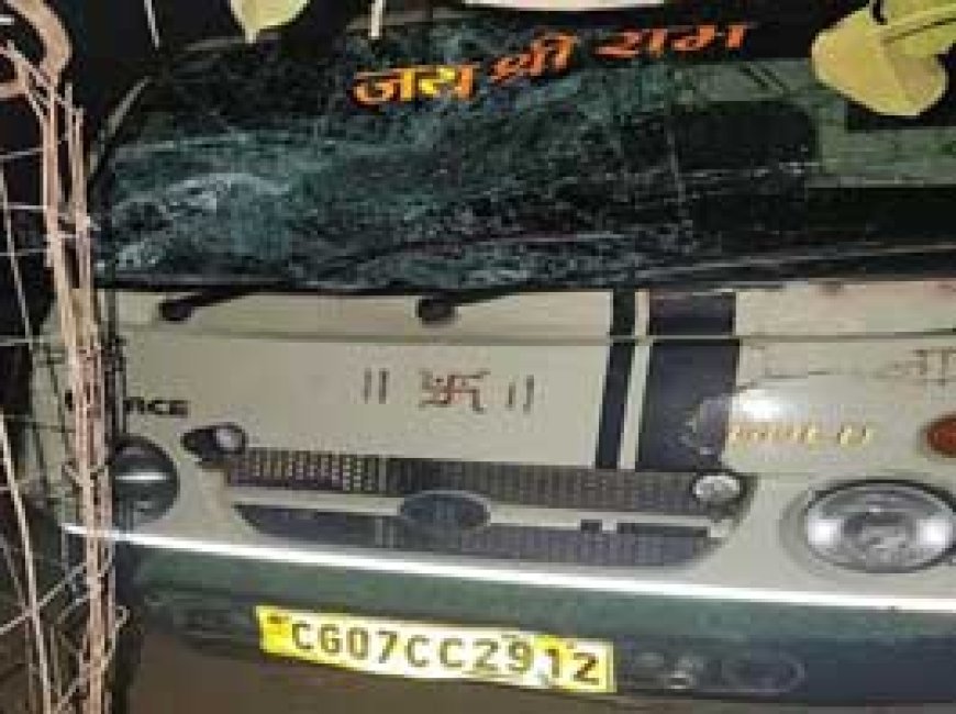 सड़क हादसे में स्कूटर सवार की मौत:घर लौटने के दौरान मैजिक ने मारी टक्कर, मौके पर तोड़ा दम, आरोपी चालक गिरफ्तार