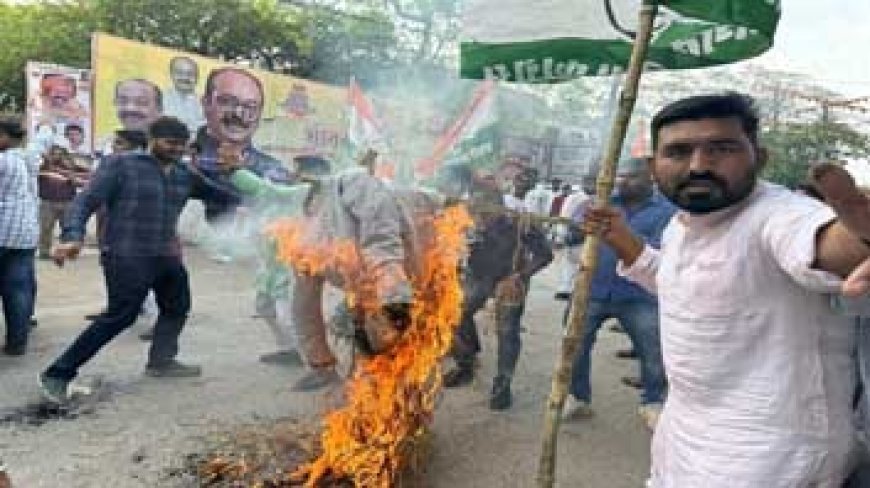 राहुल की लोकसभा सदस्यता रद्द: भड़के कांग्रेसियों ने भाजपा नेताओं के पोस्टर पर कालिख फेंकी, बीजेपी कार्यकर्ताओं से भिड़े