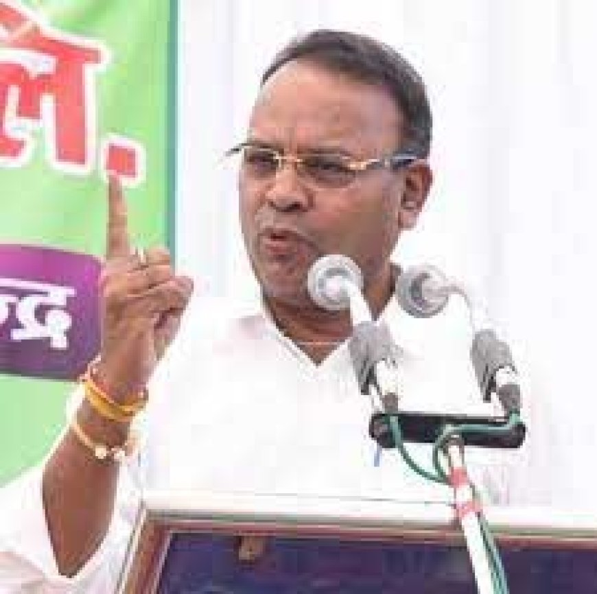 बेरोजगारी भत्ते पर सियासी खींचतान:अजय चंद्राकर बोले- देना है तो पंजीकृत 18 लाख युवाओं को भत्ता दें, कांग्रेस बोली- भाजपा डर गई