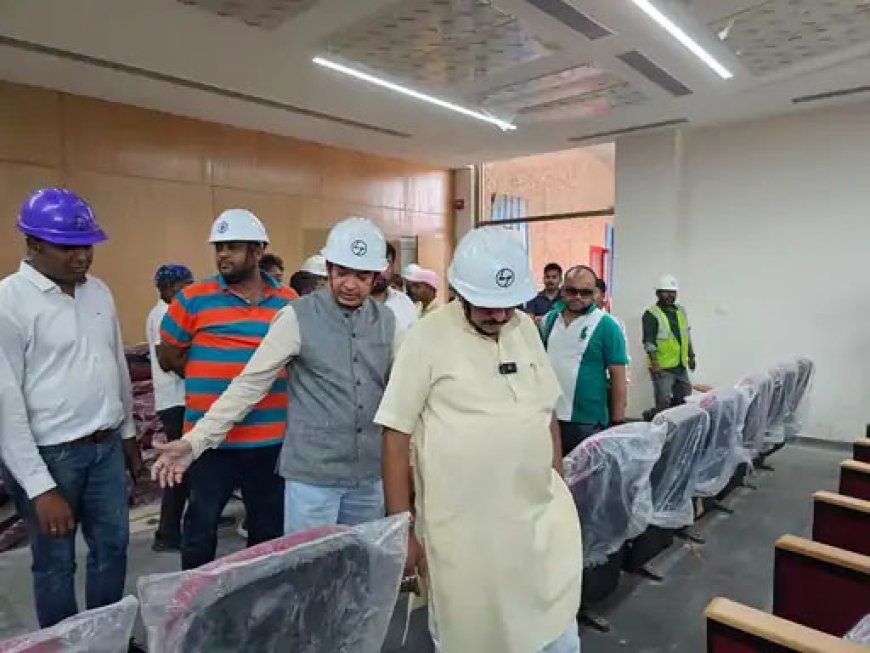 आईआईटी भिलाई का लगभग 90 प्रतिशत निर्माण कार्य पूरा हो गया है। जुलाई में भारत के प्रधानमंत्री नरेंद्र मोदी यहां का उद्घाटन करेंगे।