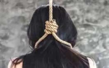 12वीं में फेल होने पर छात्रा ने की खुदकुशी:एमजीएम स्कूल में कॉमर्स लेकर कर रही थी पढ़ाई, तीन सब्जेक्ट में हुई थी फेल