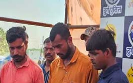 सोते रह गया गार्ड, 10 लाख के विदेशी जैक पार:इसी के सहारे खड़ा था ओवरब्रिज, हो सकता था बड़ा हादसा; 4 गिरफ्तार