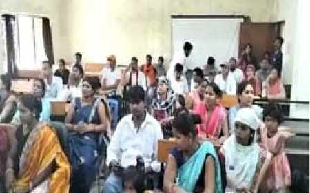 सरकारी इंग्लिश मीडियम स्कूलों का बढ़ा क्रेज:लॉटरी से हुआ 1300 से अधिक बच्चों का एडमिशन, प्रवेश के लिए विधायक, मंत्री तक से सिफारिश