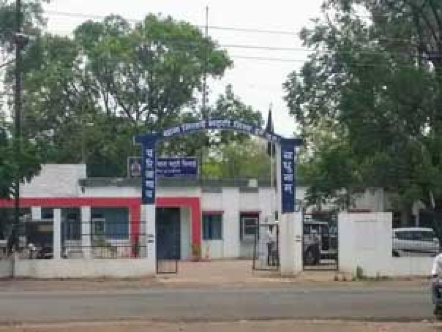 BSP का लोहा चोरी कर ले जाते आरोपी गिरफ्तार:CISF के जवानों ने पीछा करके कार को रोका, बड़ी मात्रा में आयरन जब्त