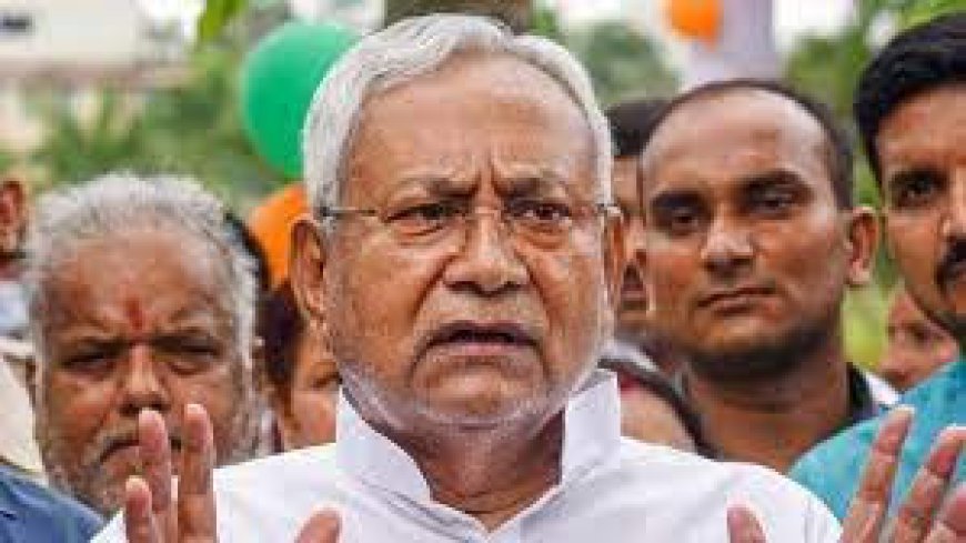 बिहार में जातीय गणना पर हाईकोर्ट की रोक:चीफ जस्टिस की बेंच ने कहा- जो डेटा कलेक्ट किया, उसे नष्ट नहीं किया जाए