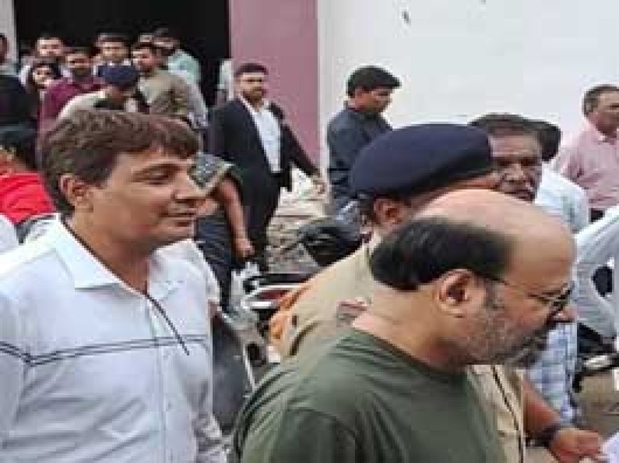 कारोबारी अनवर ढेबर और नितेश पुरोहित भेजे गए जेल:14 दिन की न्यायिक रिमांड मिली,अफसर त्रिपाठी समेत त्रिलोक ढिल्लो को 4 दिन ED साथ रखेगी