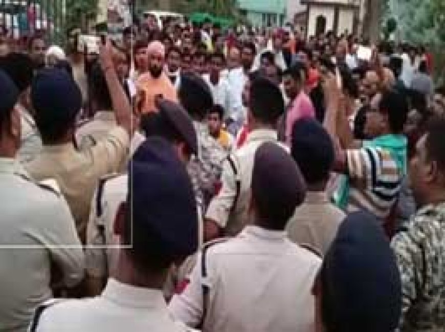 छत्तीसगढ़ में फिर बिगड़े हालात, आज रतनपुर बंद:रेप पीड़िता की मां को जेल भेजने पर पुलिस के खिलाफ आक्रोश, थाने का किया घेराव