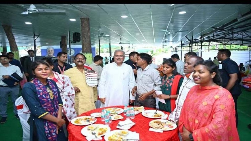 CM हाउस में पधारे पहुना: मुख्यमंत्री भूपेश ने चखाया देहाती बड़ा, कढ़ी भिंडी, लौकी चना और दाल का स्वाद