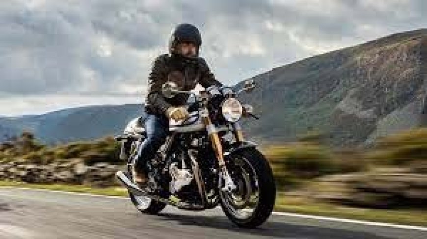 Norton V4CR: बाइक की कीमत इतनी कि खरीद लेंगे Fortuner! जानें 1200 CC वाले इस मोटरसाइकिल की खूबियां