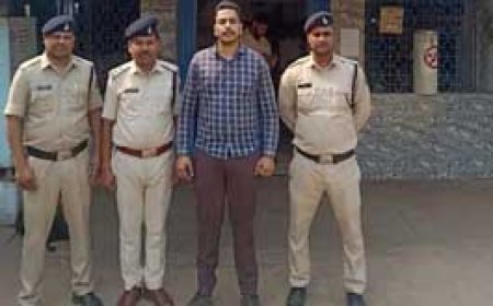 युवती से दुष्कर्म करने का आरोपी गिरफ्तार:प्रॉपर्टी लेन देन के दौरान किया प्यार का इजहार फिर कार में किया शारीरिक शोषण