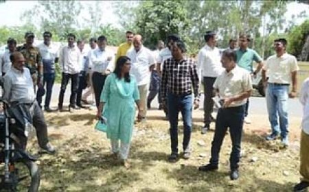 बालोद में पहुंची 1500 EVM, फर्स्ट लेवल चेकिंग शुरू; पाकुरभाट बना स्ट्रांग रूम