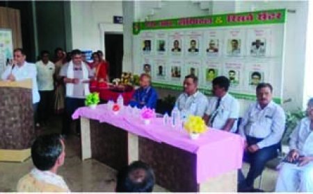 एस.आर.हॉस्पिटल द्वारा 54 मरीजों को किया गया नि:शुल्क चश्मा वितरण