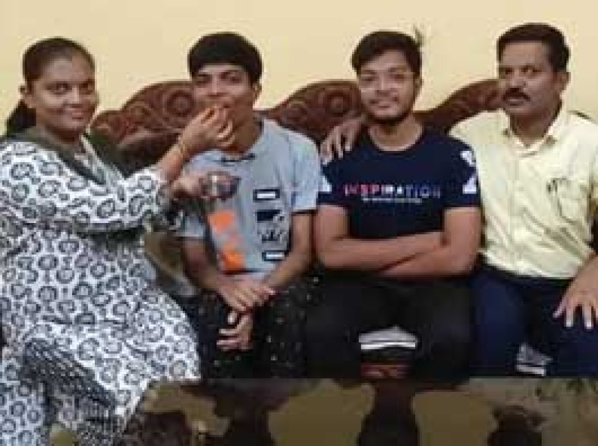 NEET के छत्तीसगढ़ टॉपर्स का पेरेंट्स को मैसेज:कहा - मल्टीपल ड्रॉप लेने वाले बच्चों को मेंटल प्रेशर से बचाएं, करियर के दूसरे ऑप्शन्स तलाशें