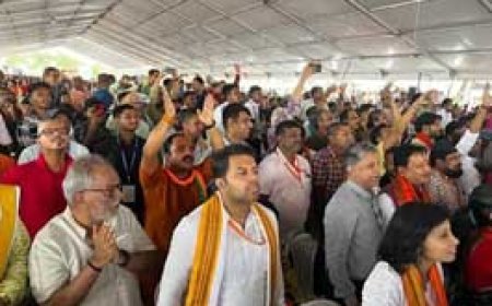 प्रधानमंत्री के जाने के बाद नेताओं ने बताई अपनी ताकत:प्रेस रिलीज जारी कर बताया रायपुर में किसने कितनी भीड़ भेजी