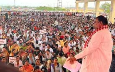 गेड़ी चढ़कर जेल भरने निकले हजारों कर्मचारी गिरफ्तार:नेता प्रतिपक्ष के भाषण के बीच कटी बिजली, प्रदर्शनकारियों और भाजपा नेताओं ने बताया साजिश