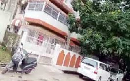 दुर्ग में व्यापारी के ठिकानों पर IT की रेड:कैलाश रुंगटा के यहां रात 9 बजे से कार्रवाई जारी, पूरे घर को किया गया सील