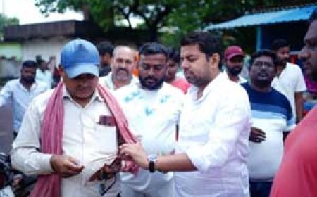 कांग्रेस पार्षदों द्वारा राशन दुकानों में कालाबाजारी, मनीष पांडे के नेतृत्व में पोस्टकार्ड अभियान शुरू