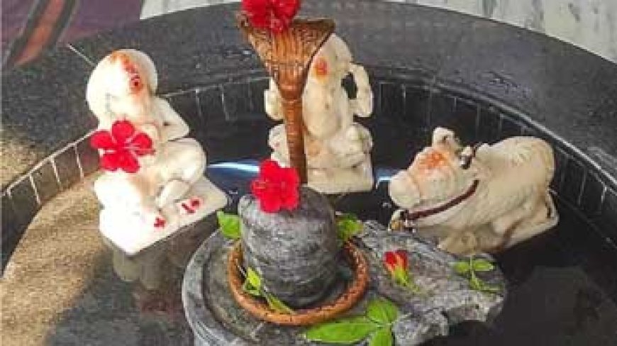 आज श्रावण मास का तीसरा सोमवार, जानें क्यों चढ़ाते हैं भगवान शिव को पंचामृत, जानें बनाने की सरल विधि