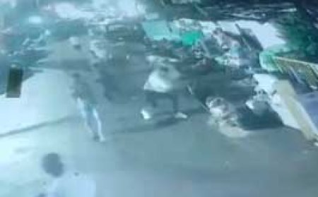 दो पक्षों के बीच मारपीट, पिता-बेटा घायल:तलवार, फरसे और चाकू से किया गया हमला, दो नाबालिगों के बीच हुई लड़ाई गैंगवॉर में बदली