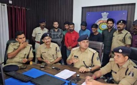 सेक्टर 1 बना ऑनलाइन सट्टा एप महादेव बुक नंबर 456 का अड्डा, ब्रांच के संचालक सहित 6 गिरफ्तार, पुलिस ने कहा....