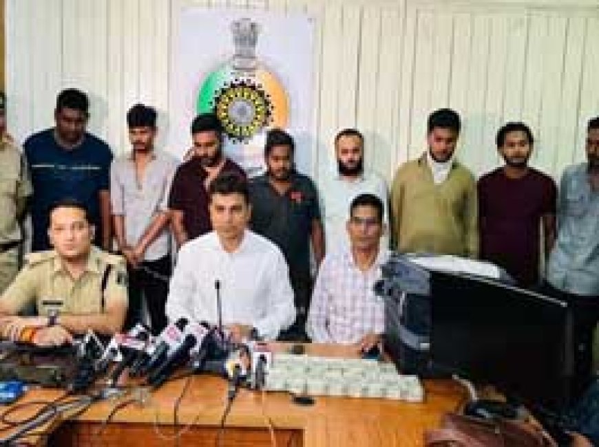 रायपुर के सब्जी वाले के बैंक अकाउंट में आए करोड़ों, बाद में पता चला डील सटाेरियों की थी