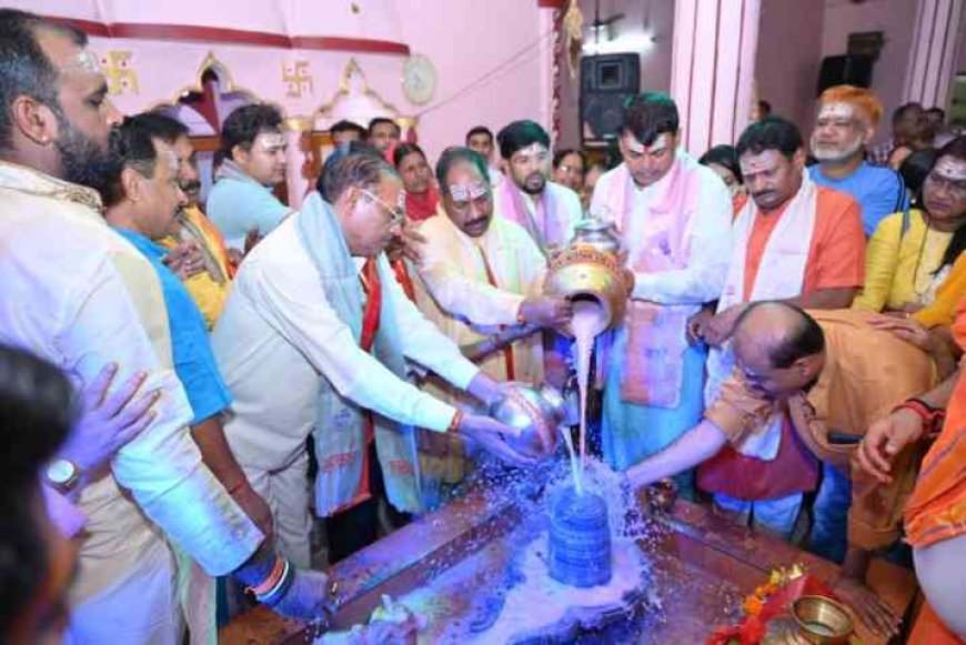 शिवमय हुआ हुडको: बोल बम सेवा एवं कल्याण समिति द्वारा अन्नपूर्णा शिव मंदिर में हुआ महारुद्राभिषेक