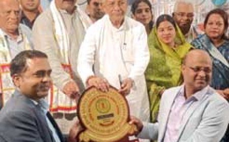 पांच साल में श्रमिक कल्याण के लिए स्पर्श हॉस्पिटल  ने दिए 4.05 लाख