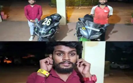 रायपुर में चलती बाइक से चिंगारी निकालने का VIDEO:रफ्तार में गाड़ी को सड़क पर झुकाया, निचला हिस्सा टच होते ही हुई स्पार्किंग