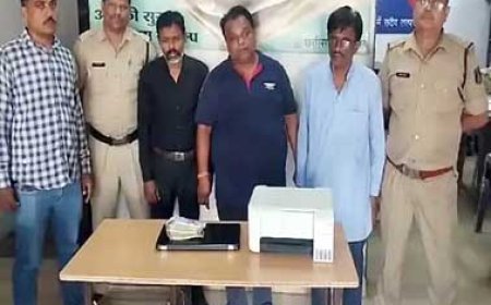दुर्ग में हेराफेरी कर बेची करोड़ों की जमीन:गिरोह के 3 सदस्य गिरफ्तार, फर्जी दस्तावेज और 2 लाख कैश समेत कई सामान जब्त
