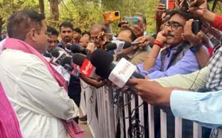 अमित जोगी पाटन सीट से लड़ेंगे चुनाव:नामांकन दाखिल कर JCCJ प्रदेश अध्यक्ष बोले- चाचा-भतीजे के बीच 23 साल चली सेटिंग, चुनाव तो अब होगा