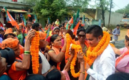 वैशाली नगर के प्रत्याशी रिकेश सेन को मिल रहा है अपार जनसमर्थन