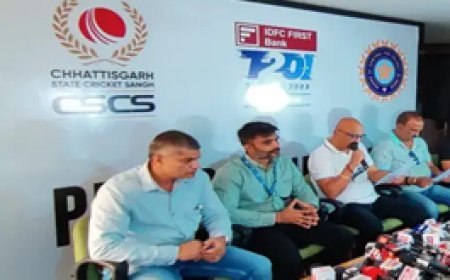 इंडिया-ऑस्ट्रेलिया मैच के टिकटों की बुकिंग शुरू:पहले दिन स्टूडेंट्स को नहीं मिल पाई टिकट, 3500, 4000 और 5000 का सेक्शन रहा उपलब्ध