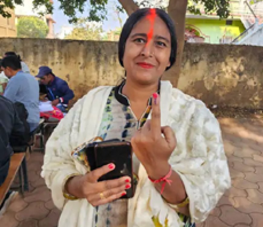 छत्तीसगढ़ में 11 बजे तक 19.65% वोटिंग:लोरमी में JCCJ-BJP नेता भिड़े, जमकर गाली-गलौज; सिंहेदव ने किया मतदान, कहा- 50 सीटों पर जीतेंगे