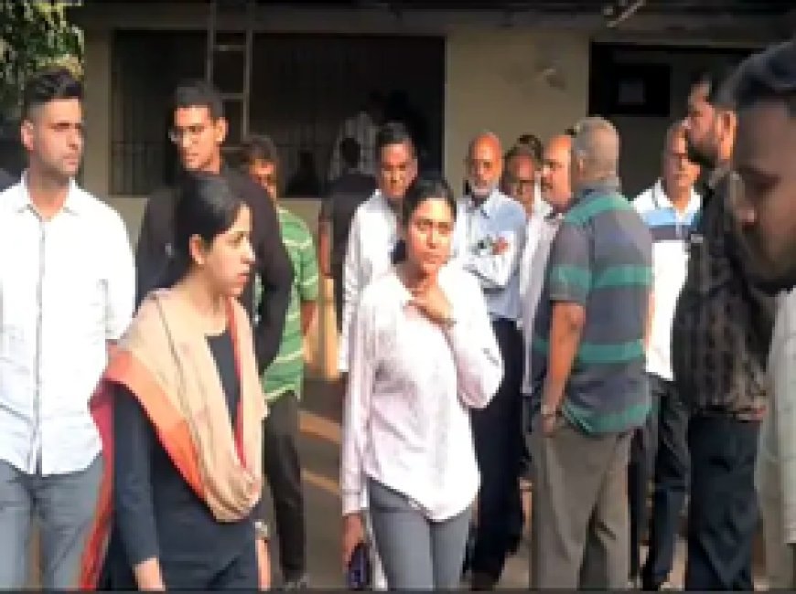 माता-पिता और नानी का शव देख रो पड़ीं IPS नित्या:भिलाई में आज तीनों का अंतिम संस्कार; मंगलवार को सड़क हादसे में हुई थी मौत